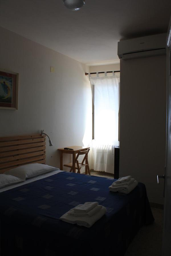 Castello - Solo Pernotto Hotel Cupra Marittima Luaran gambar